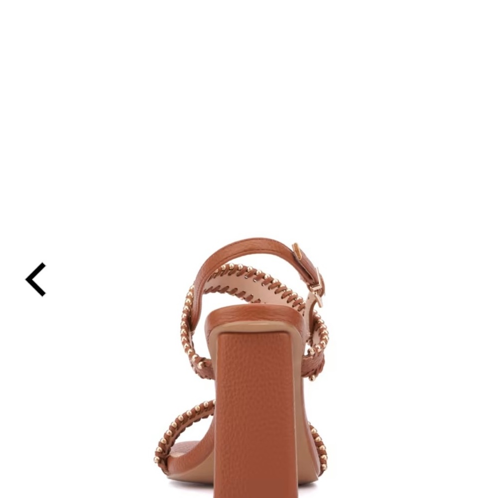 Block heel. - Picture 4 of 7